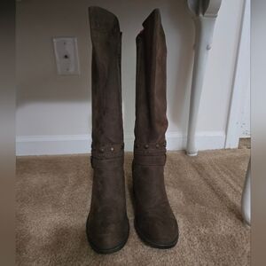 Never Worn White Mountain Dark Brown Over the Knee Boots